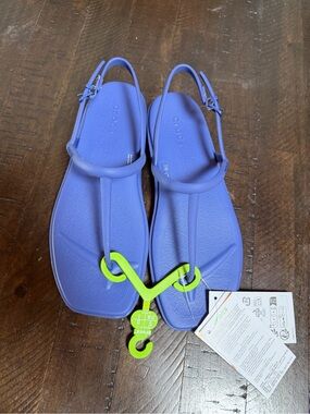 CROCS Lavender Blue Purple T-Strap Slingback Sandals